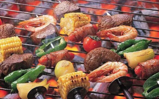 海鲜加啤酒等于痛风？那痛风的人能吃海参吗？