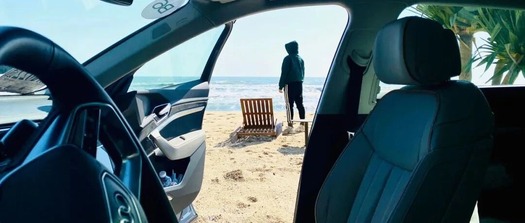 山海之间，风驰电掣