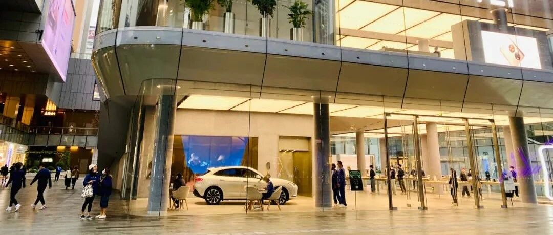 谁能在华为全球旗舰店占据C位？问界M5