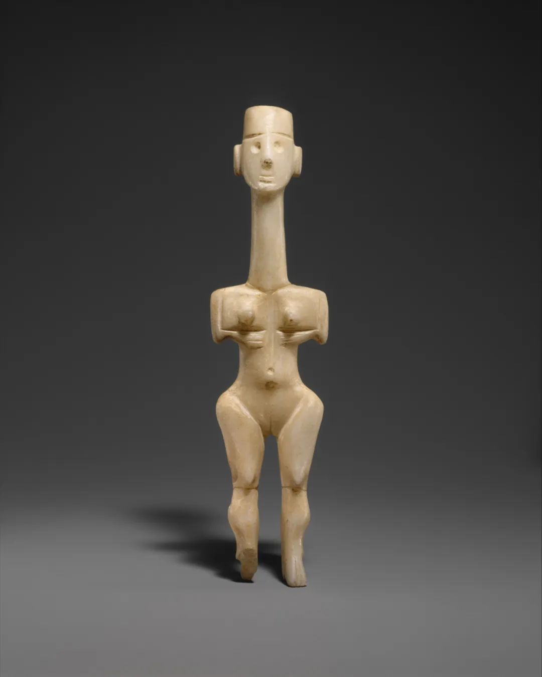 Marble female figure, Cycladic, Final Neolithic