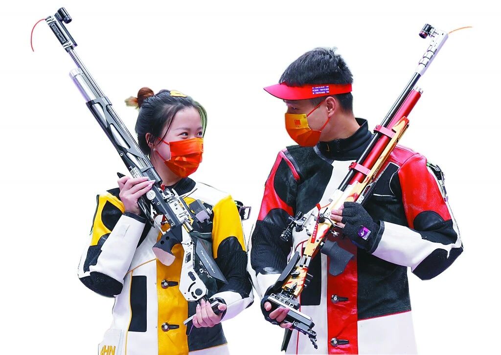 一日射落双金！庞伟、姜冉馨逆转夺金，杨倩成首位“双冠王”