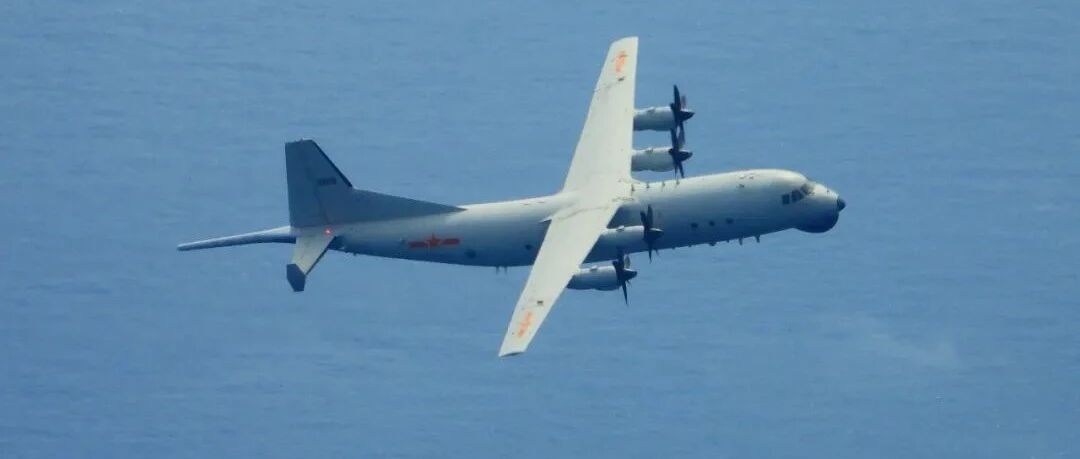 台媒臆测：中美军机最近距离PK！