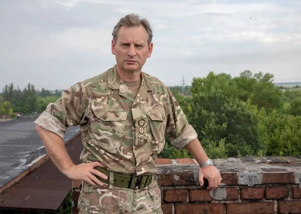 被直升机投送到错误地点 英国陆军参谋长视察演习时迷路失联