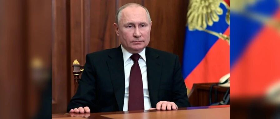 普京发表祖国保卫者日贺词！