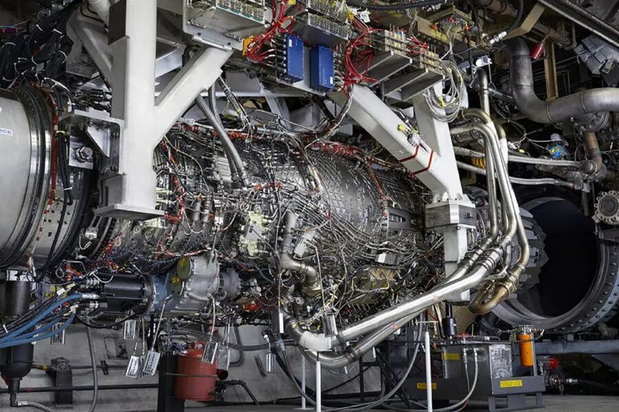 美媒热捧新一代航空发动机，美军准将“泼冷水”：现有F-35不适用