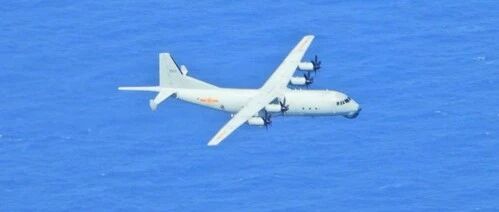 夜深了，该数数解放军军机来几回了……