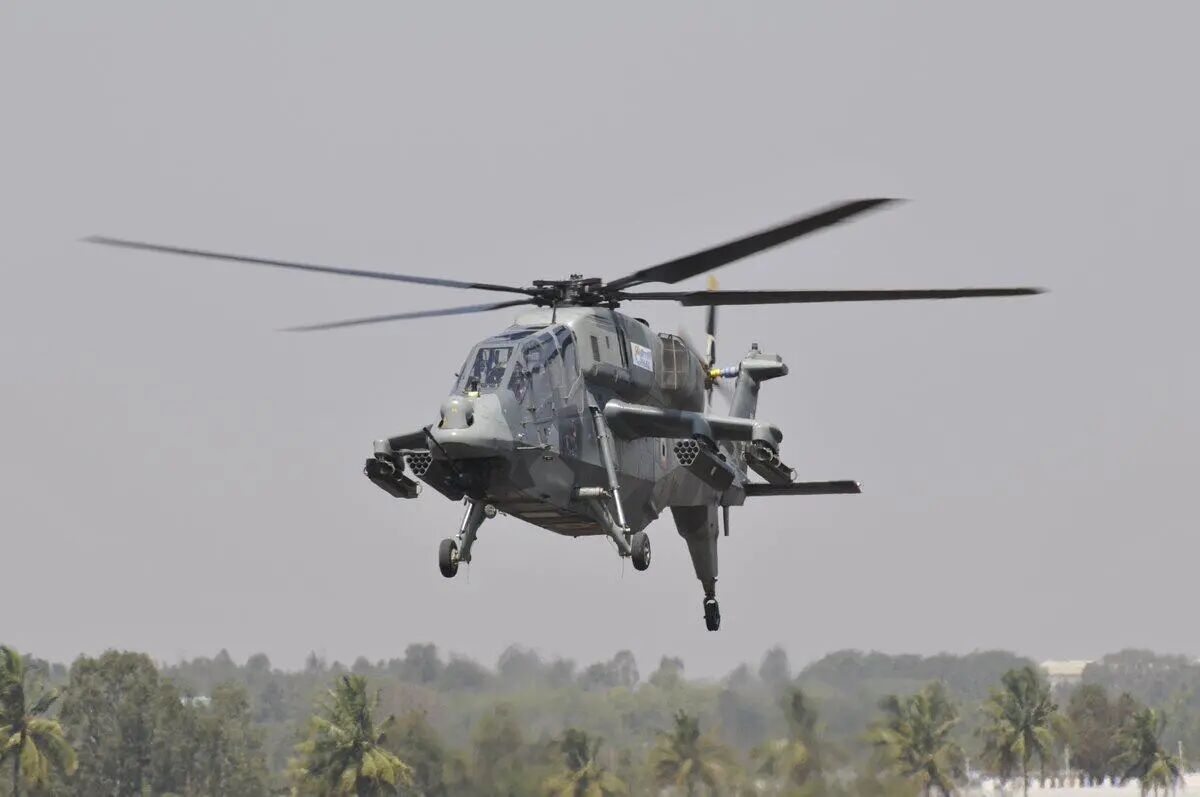 印度国产武直被部署至中印边境 印媒揭真相：连武器都没配全