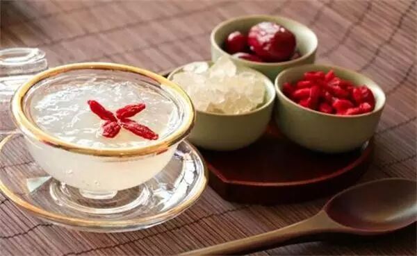 孕期进补燕窝，什么时候开始吃最好呢？