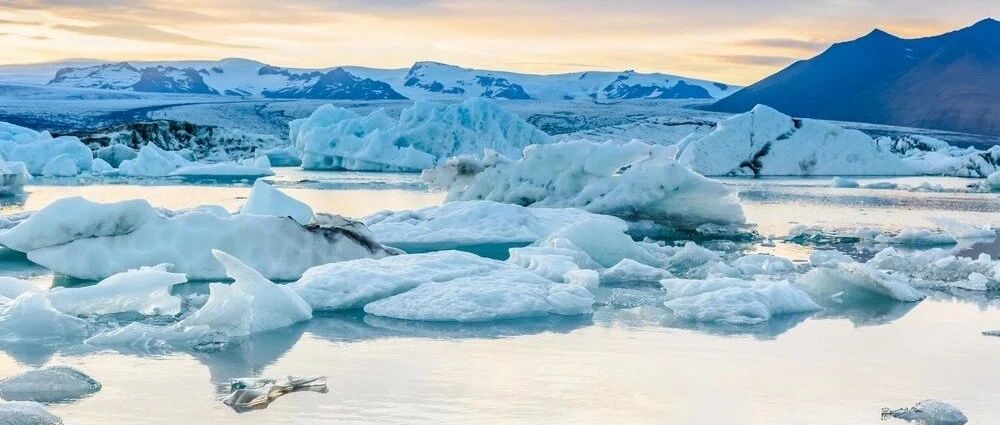 你真的不想来看一眼夏天的冰岛吗？