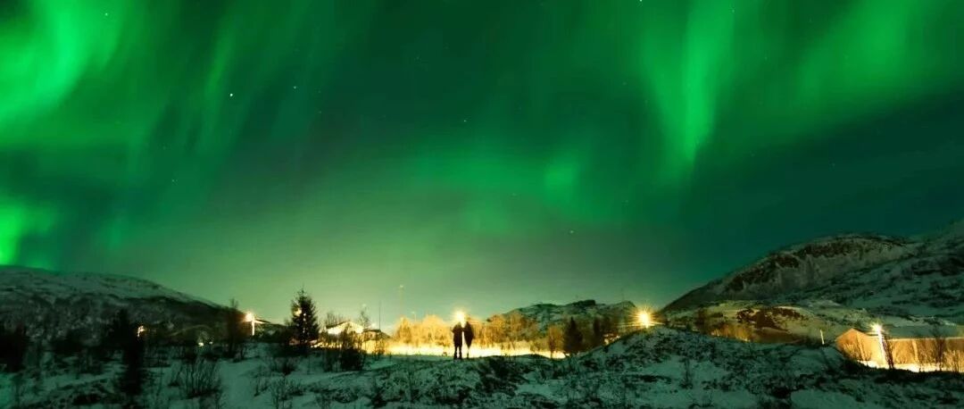 冰岛，一个遥远得若在世界末端的地方，一个寒冷却又温暖的地方