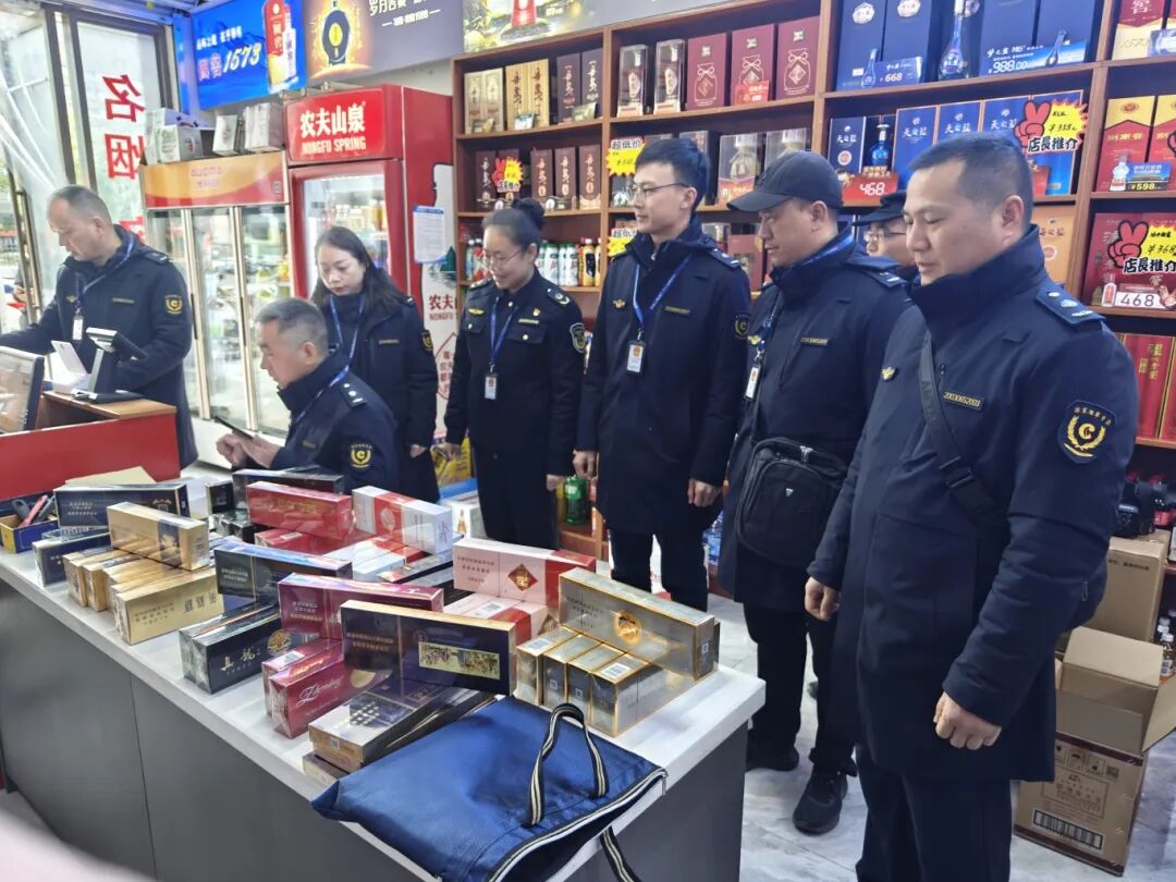 临桂区开展节后烟草市场专项治理行动