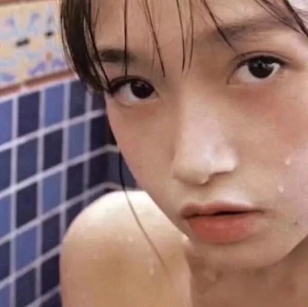 洗头时养成“3个习惯”，头发清爽不易出油，“脱发”也能被缓解哟