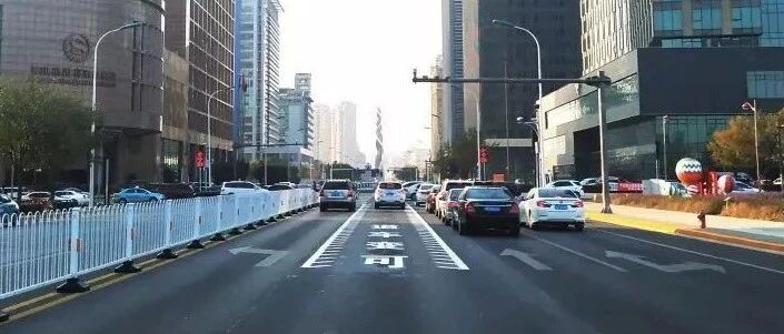 明明是“虚线变道”，为什么还是被记了3分？