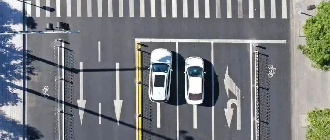 注意！遇到这样的路口，一定要提前变道！