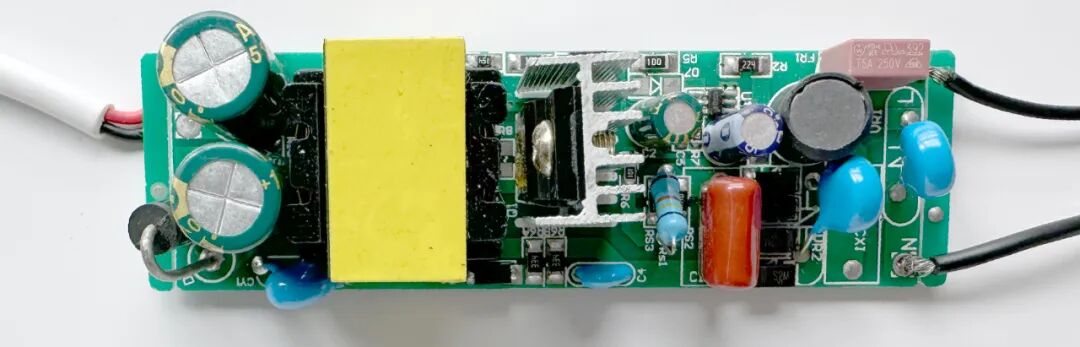 RS瑞森半導體在LED驅動電源上的應用的圖2