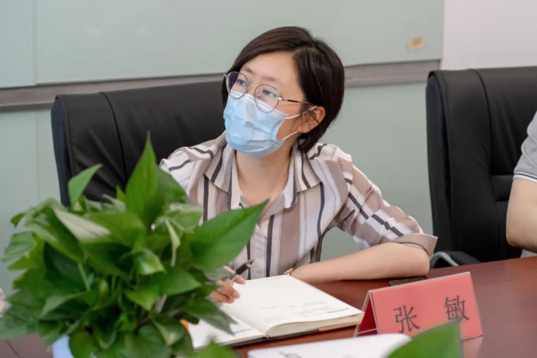 左:北京市恒圣律师事务所张敏律师右:北京市恒圣律师事务所师树月律师