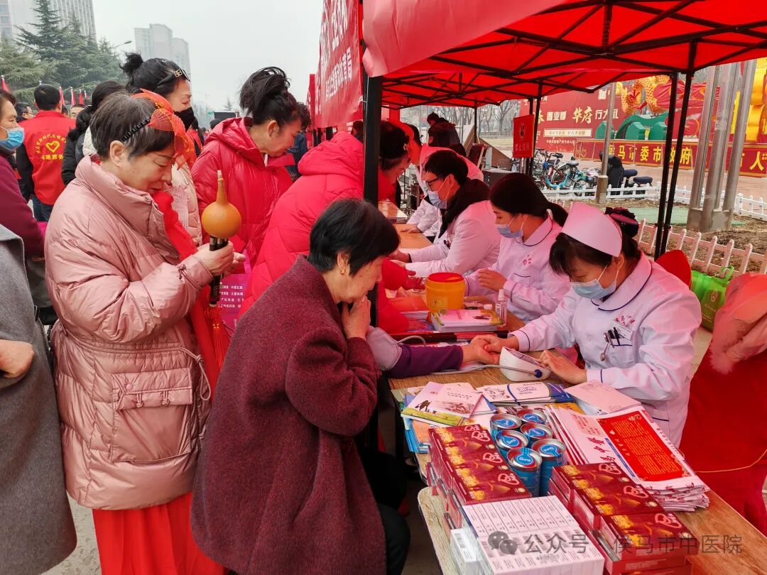 不忘初心学雷锋 爱心义诊护健康(图3)