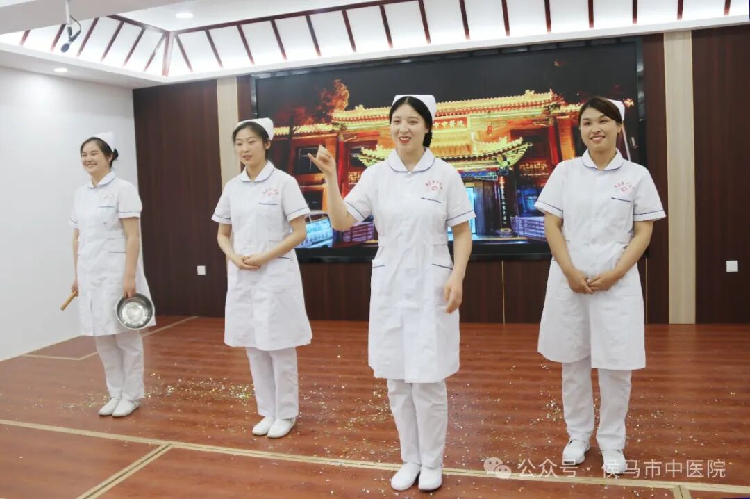 2024年侯马市中医院护士节庆祝活动-----主题“我们的护士 我们的未来 护士的经济效力”(图14)