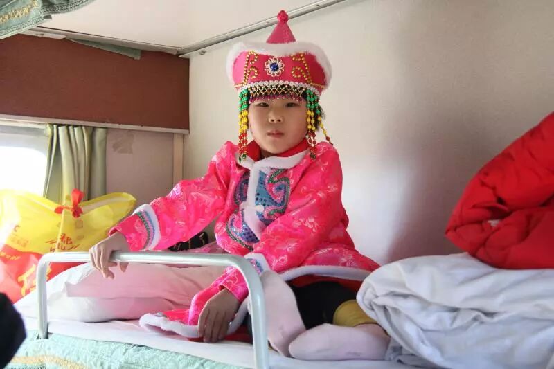 这趟烧煤的“便民巴士”火了