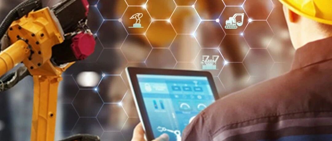 懂行100 | 制造业转型，要“躬身入局”也要“亲力亲为”