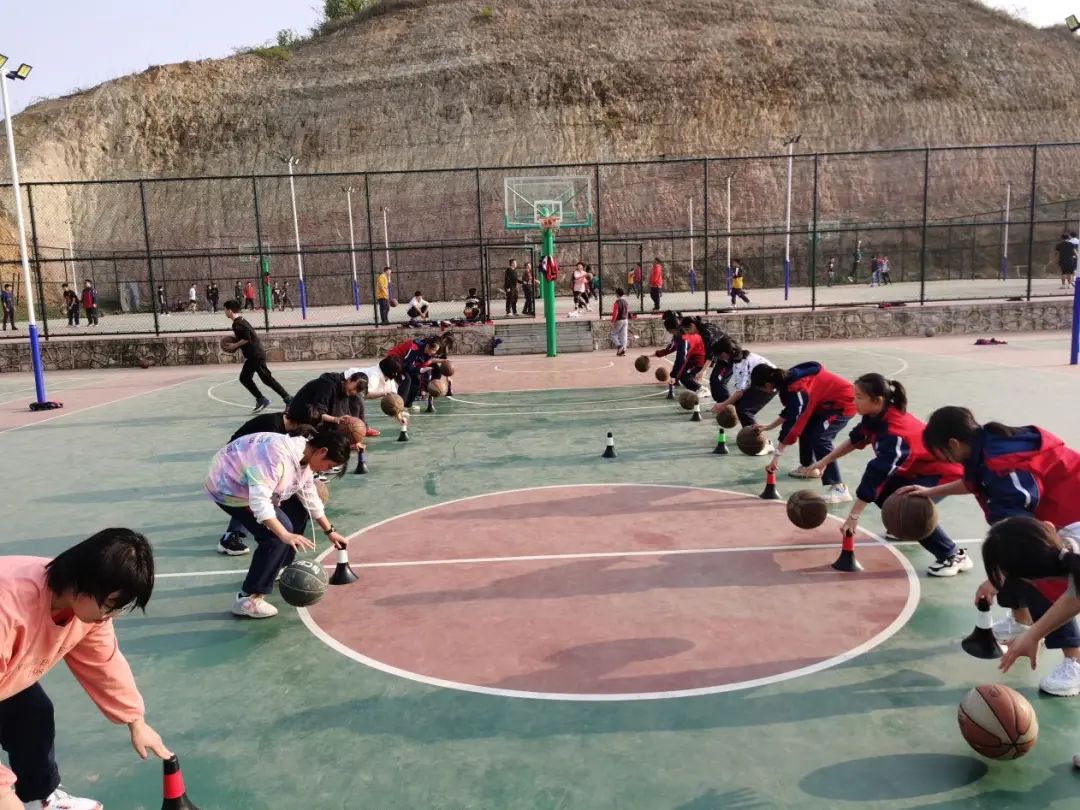 贵阳高三复读学校排名_复读高三手续复杂吗_冀州中学复读高三复习班 招生报名时间