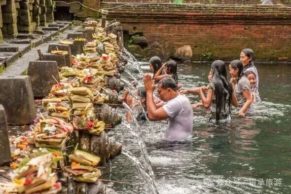 Pura Tirta Empul - 巴厘岛最佳旅游景点