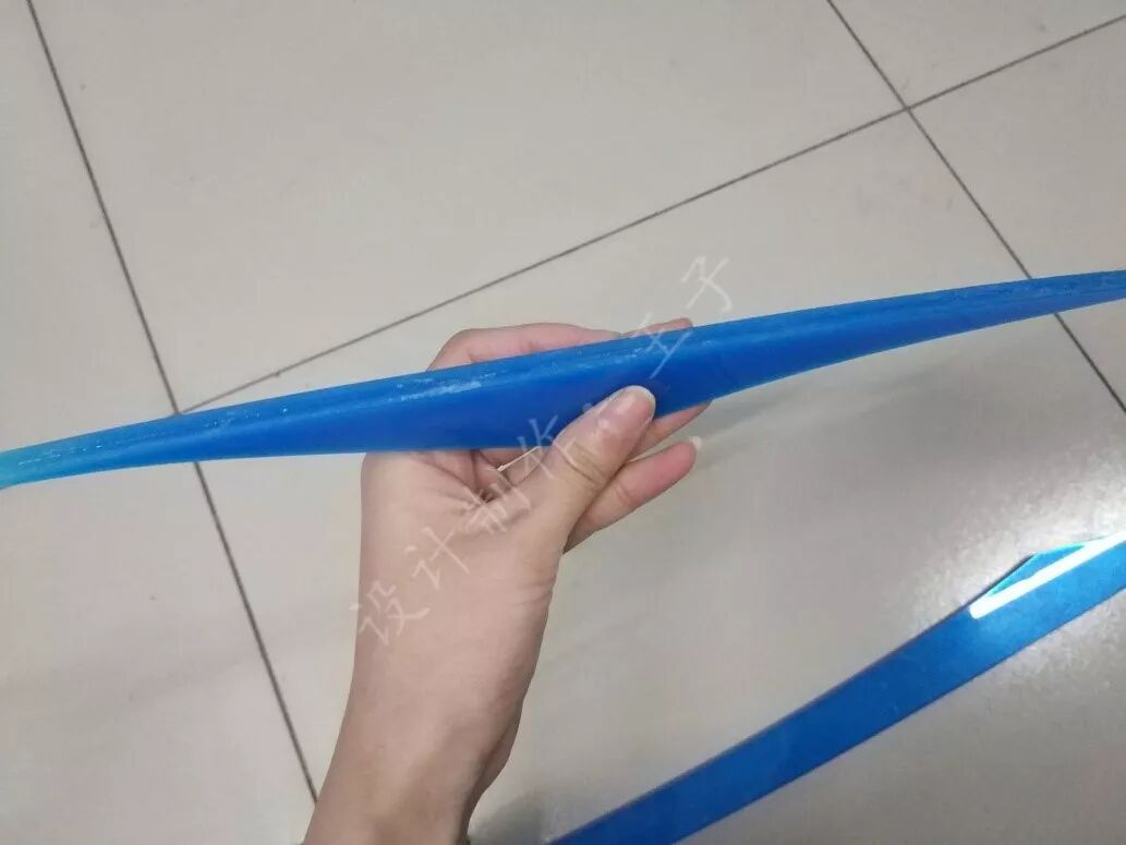 自己设计制作一把游戏道具刀