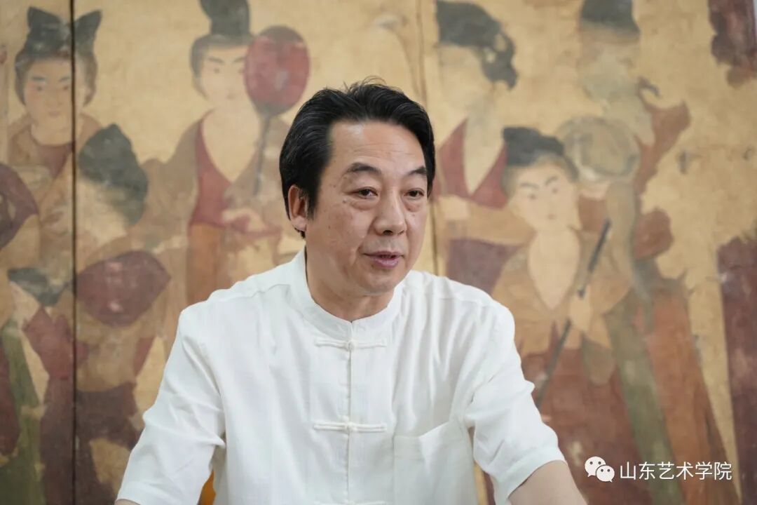 喜提热搜！山艺95后女生6个月临摹2.1米高巨幅敦煌壁画《普贤变》