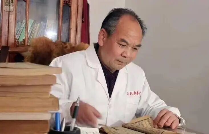 谷建松 谷氏积善堂中医内科第八代传人 华健百科