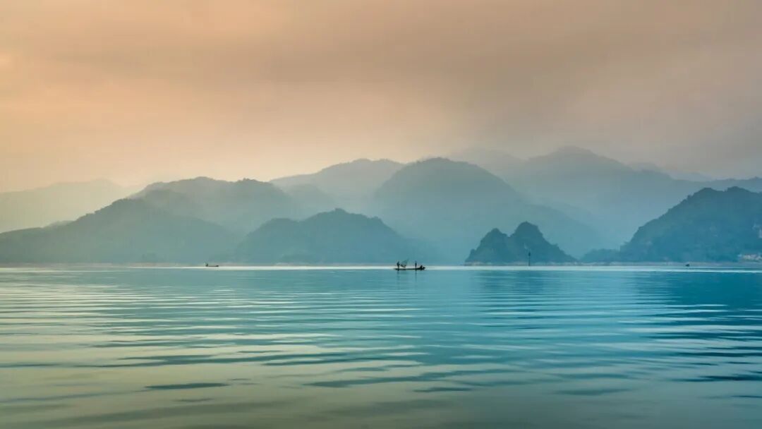 眼里无是非，心中有风景