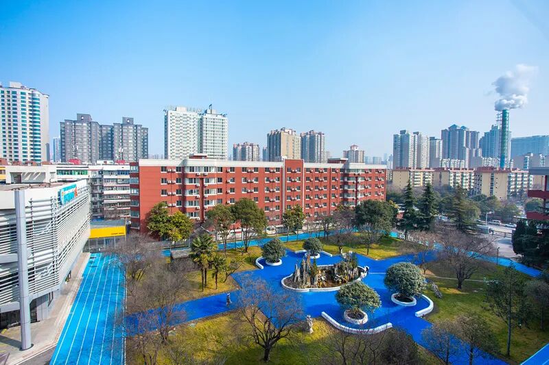 职高里的“标杆”长什么样？纯文化课、全国高考、无相关图片