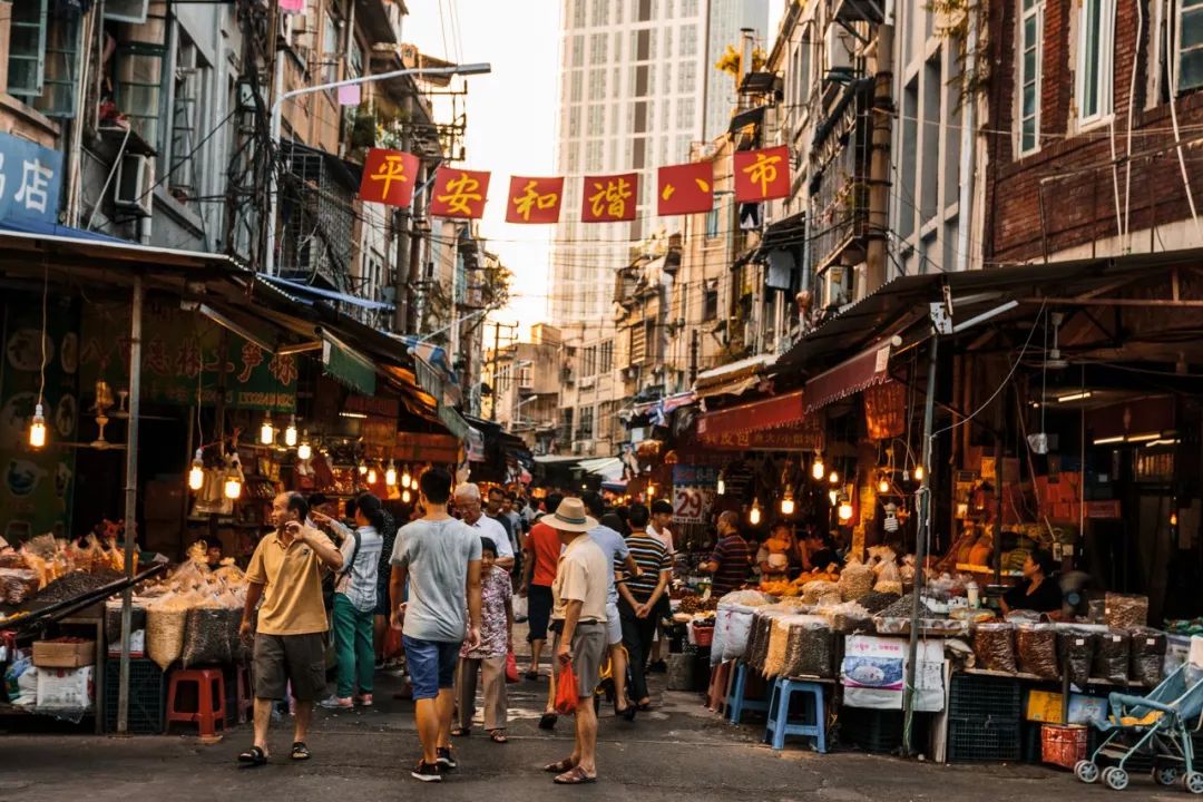每隔几年,中国人就换一种方式买买买 | 70年购物史 每隔几年,中国人就换一种方式买买买 | 70年购物史