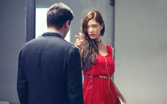 2016年的"出轨"和"约炮"事件也不少.图/《情圣》