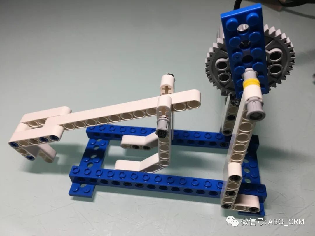 全国青少年机器人技术等级考试二级：备考指南和操作题