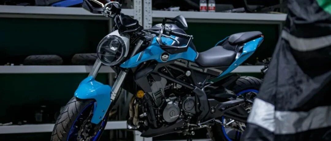 曝光 || 五个车系，八个车型，QJMOTOR新车下线如同中国军舰下饺子