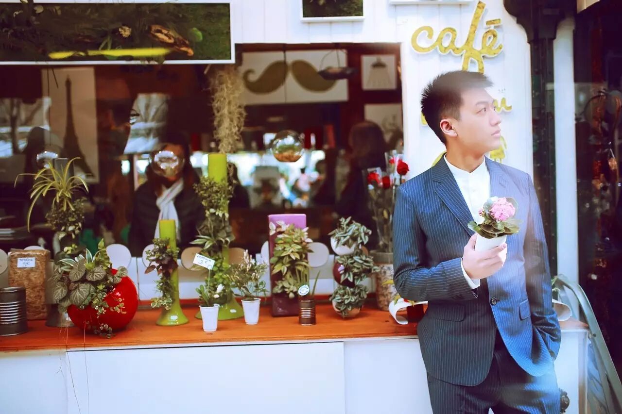 一辈子就拍一次的婚纱照，穿什么最美？