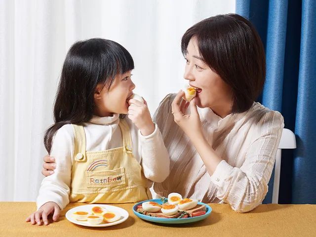 ���Է�����ʳ�ġ�����족�ʼ������óԲ��壬6�ֹ������ѡ~