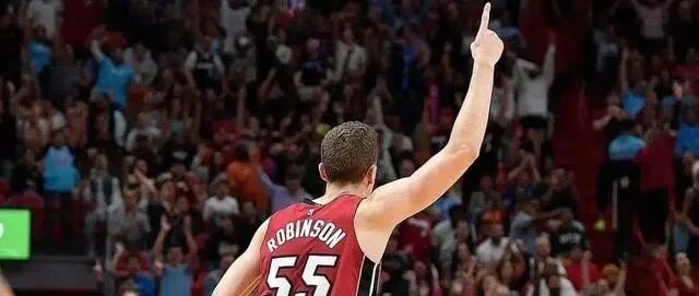 年薪140万美元，却成联盟最佳投手！落选秀扔进243记三分，太炸了！