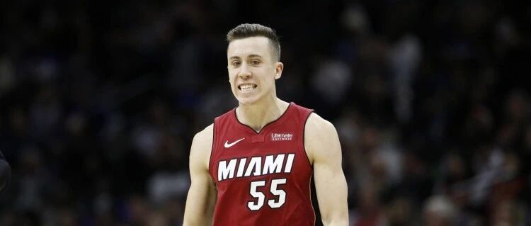 单场6记三分投懵绿军！他是一名落选秀...