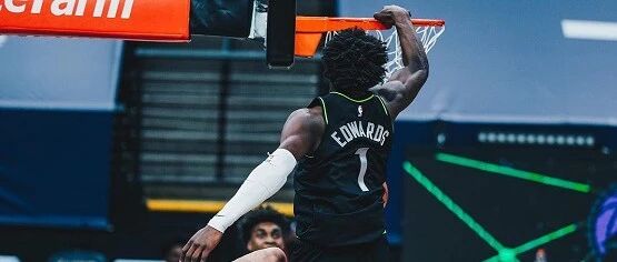 凶残骑扣！状元太炸了！詹姆斯都为其点赞啊...