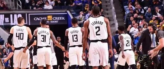 快船最新17人阵容曝光！暴露2大弱点，不补强还是干不过湖人？