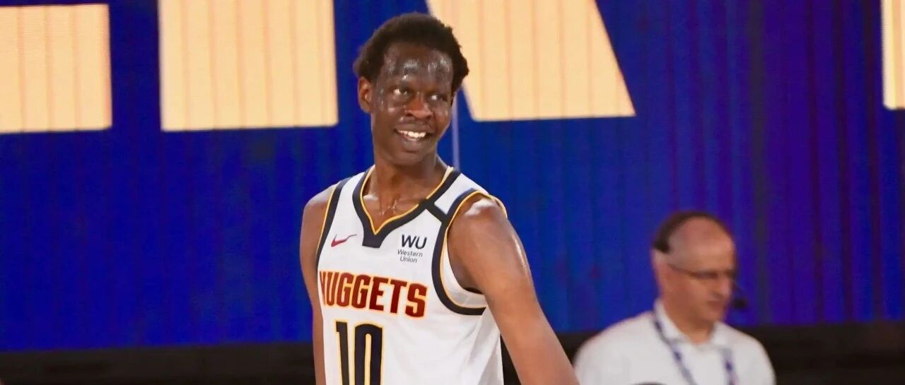 身高2米18，运球一条龙！这都是什么怪物球员啊？