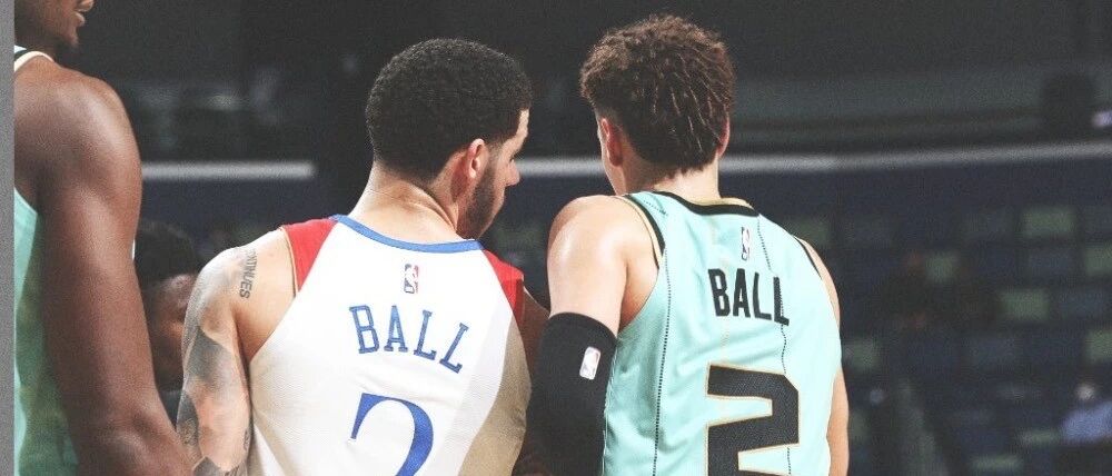 只用10场比赛，成为史上最年轻的三双先生！乔丹，终于选对人了！