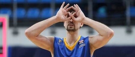 拒绝多支NBA球队邀约，欧洲库里续约3年！