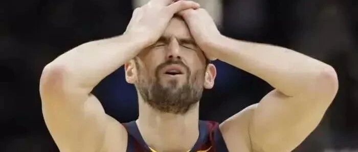 4年1.2亿先生没有任何市场！与管理层矛盾不断，他才32岁啊！