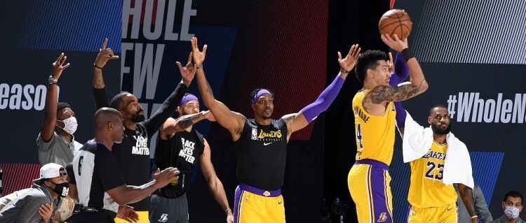 1500万先生，队内第3高薪！却被球迷骂惨！他拖湖人后腿了？