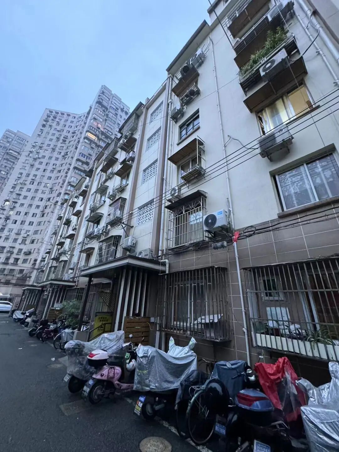 从防范电动自行车火灾看上海社区治理难点和亮点