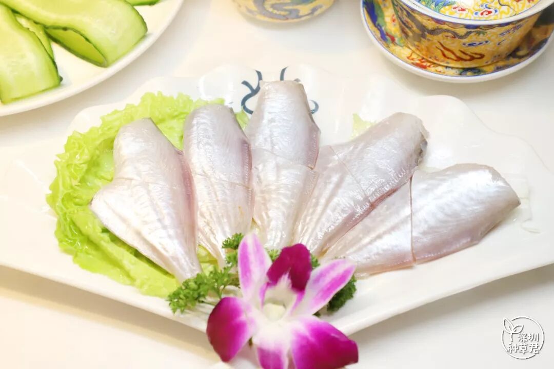 熱鍋界「霸氣龍王」優雅現身啦！在寶安化身帶辣味的ins風，此刻還免單！ 美食 第25張