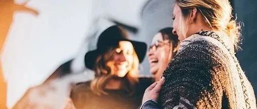 假期跟家人聚会能喝点酒么？能爬山打球么？吃多了盐喝水能化解么？回复肾友关心的问题