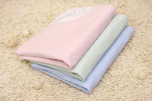 如何选择隔尿垫？隔尿垫怎么用？看这篇就懂了